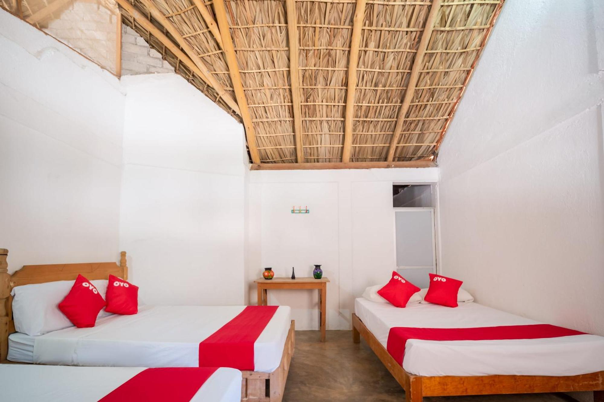 Hotel Oyo Abril, 3*