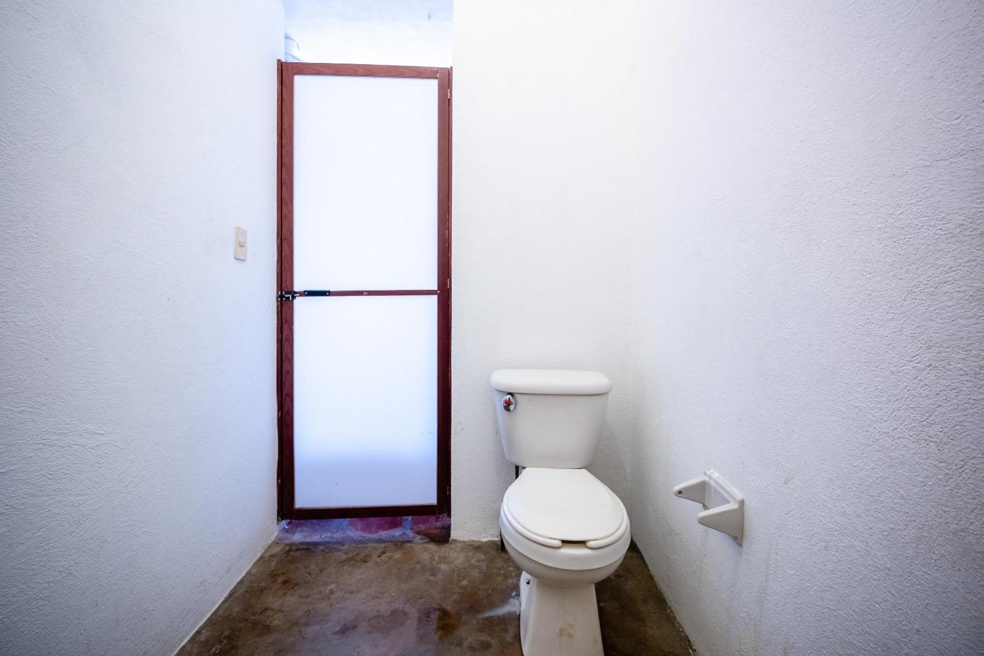 Hotel Oyo Abril, 3*